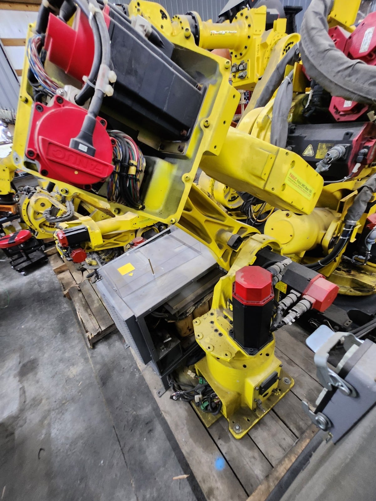 Fanuc ArcMate 120ib Six Axis Robot