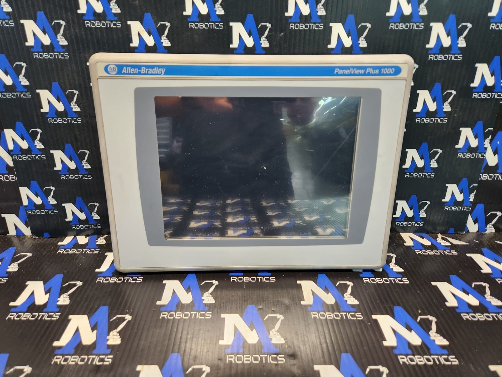 Allen Bradley 2711P-RDT10C HMI **Refurbished** - Image 2