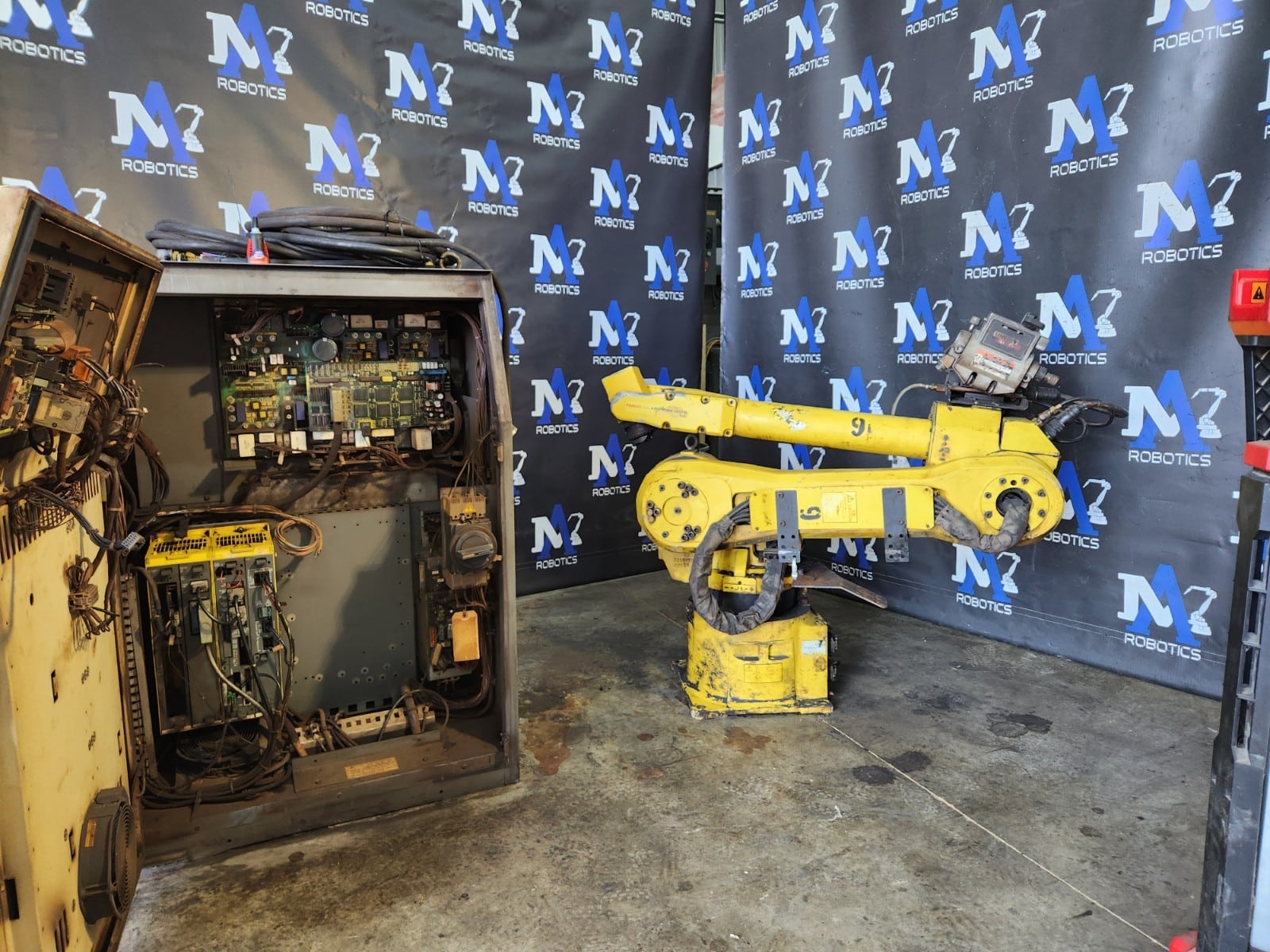 Fanuc ArcMate 120iB w/RJ3iB Controller