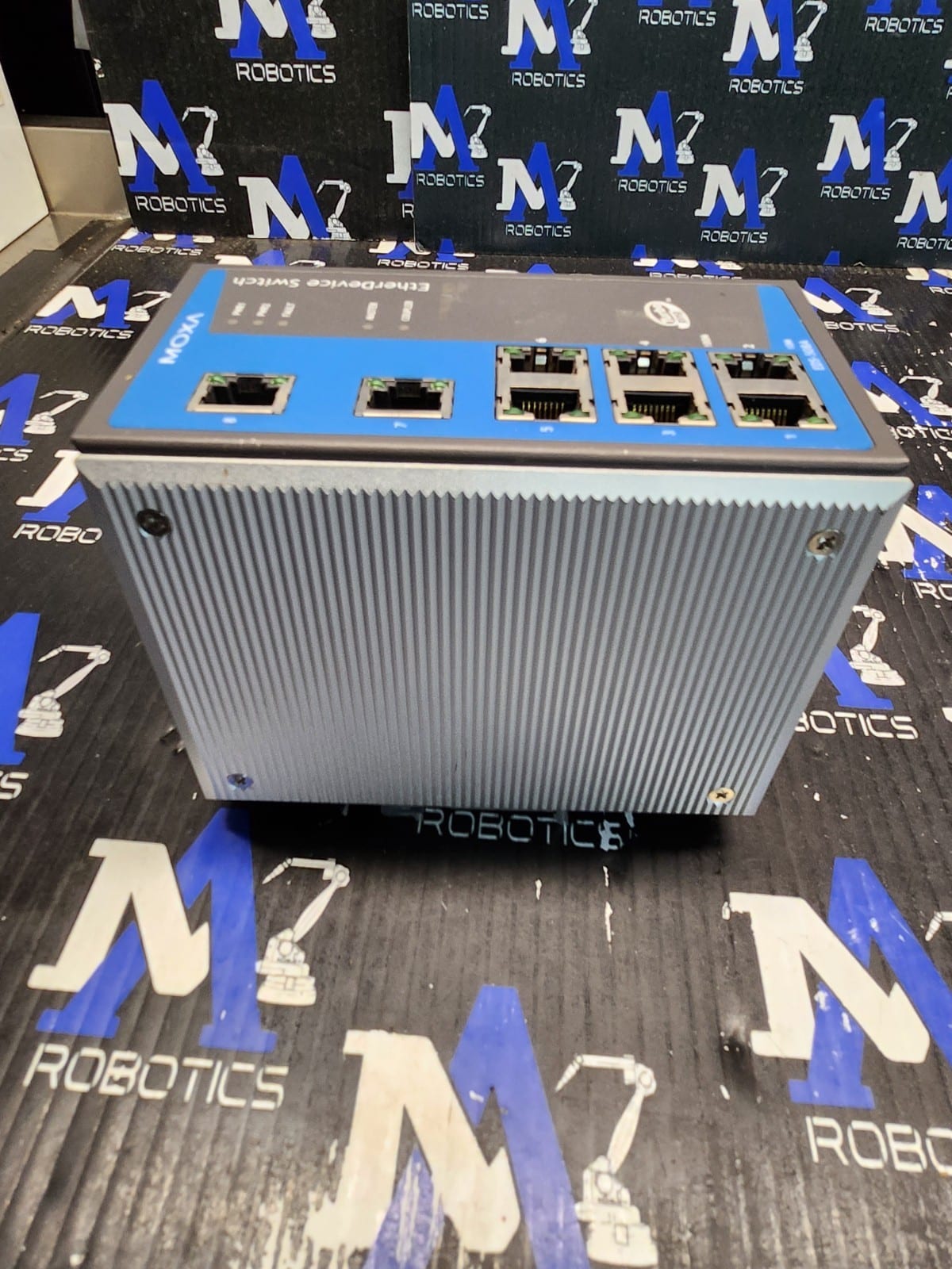 Moxa EDS-508A Ethernet Switch - Image 3