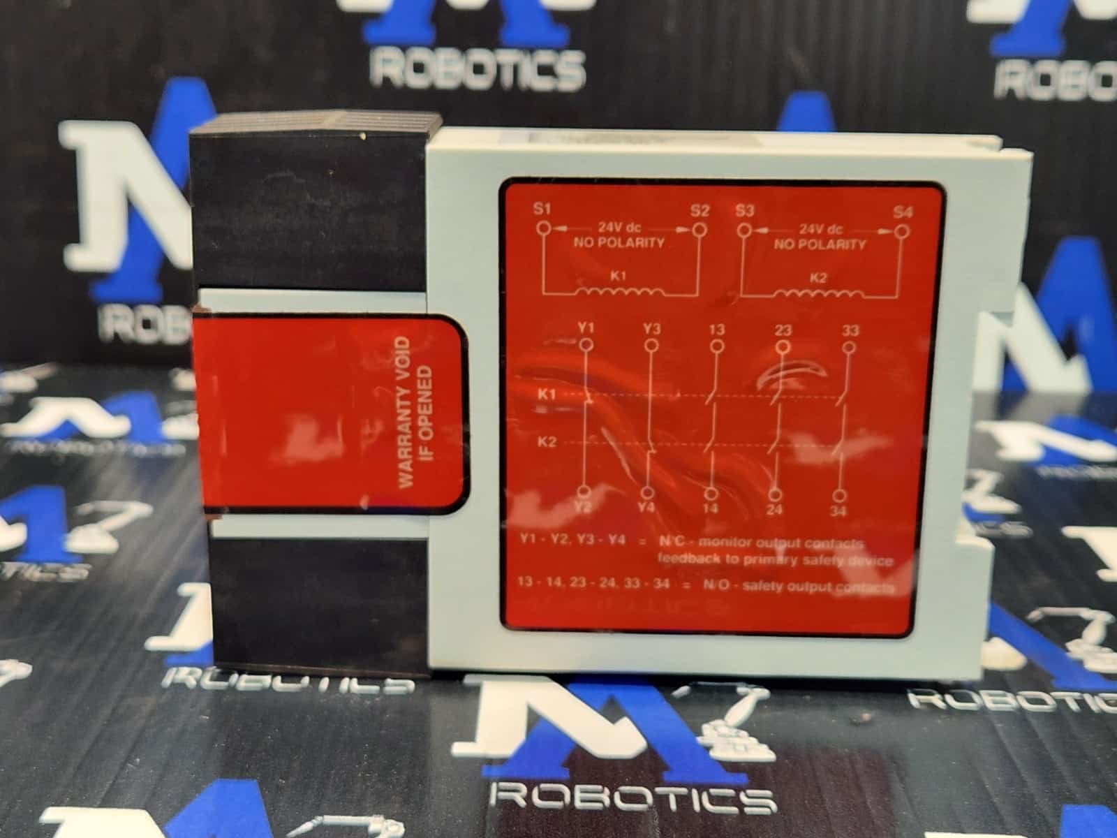 Banner IM-T-9A Safety Relay - Image 2